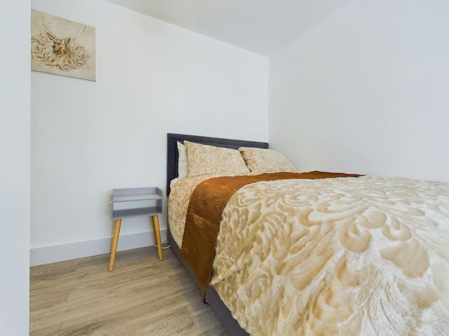 Fabulous Quiet Chelmsford Apartment - Free Parking Luaran gambar