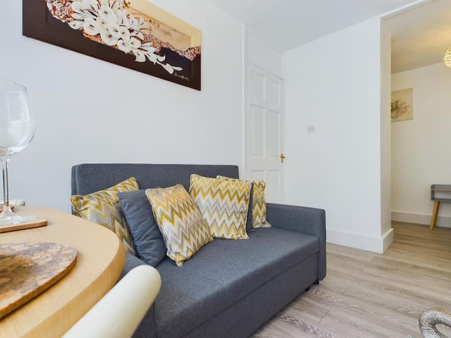 Fabulous Quiet Chelmsford Apartment - Free Parking Luaran gambar